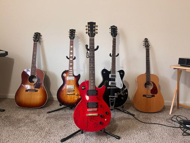 DIE ERSTE GITARRE UNSERER BAND